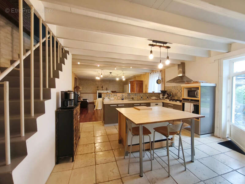 Maison à COURCON