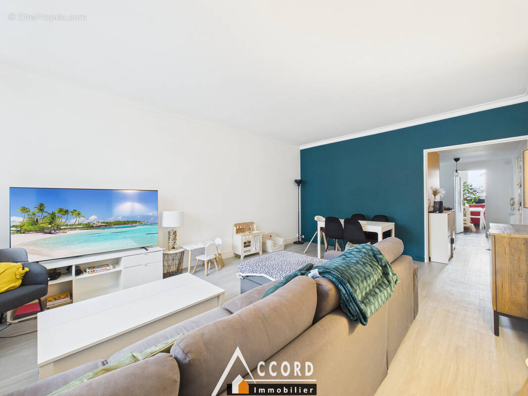 Appartement à SARTROUVILLE