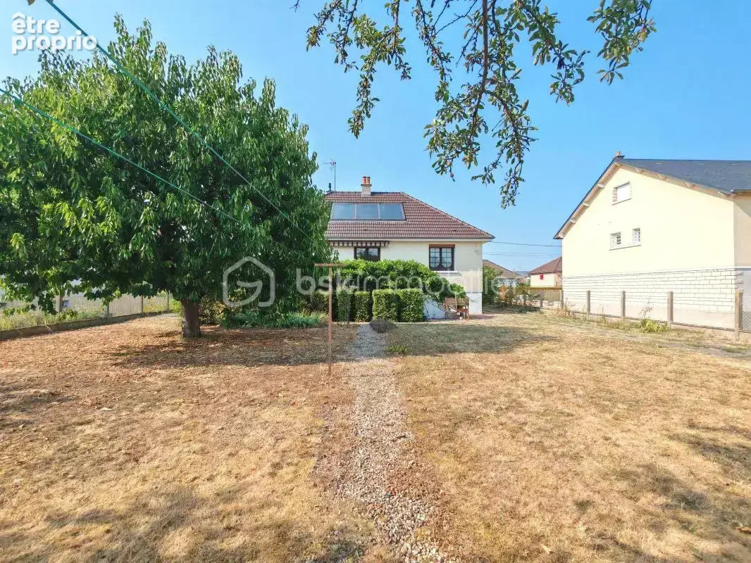 Maison familiale avec sous sol total et garage - photo 18