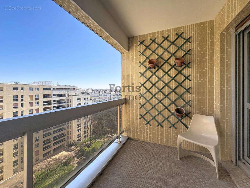 Appartement à PARIS-12E