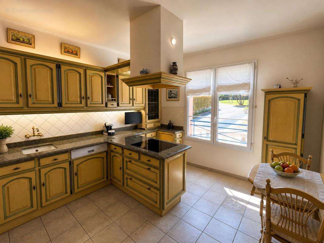 Maison de 166 m² avec grand atelier de 180 m² à côté d'Epernon - photo 6