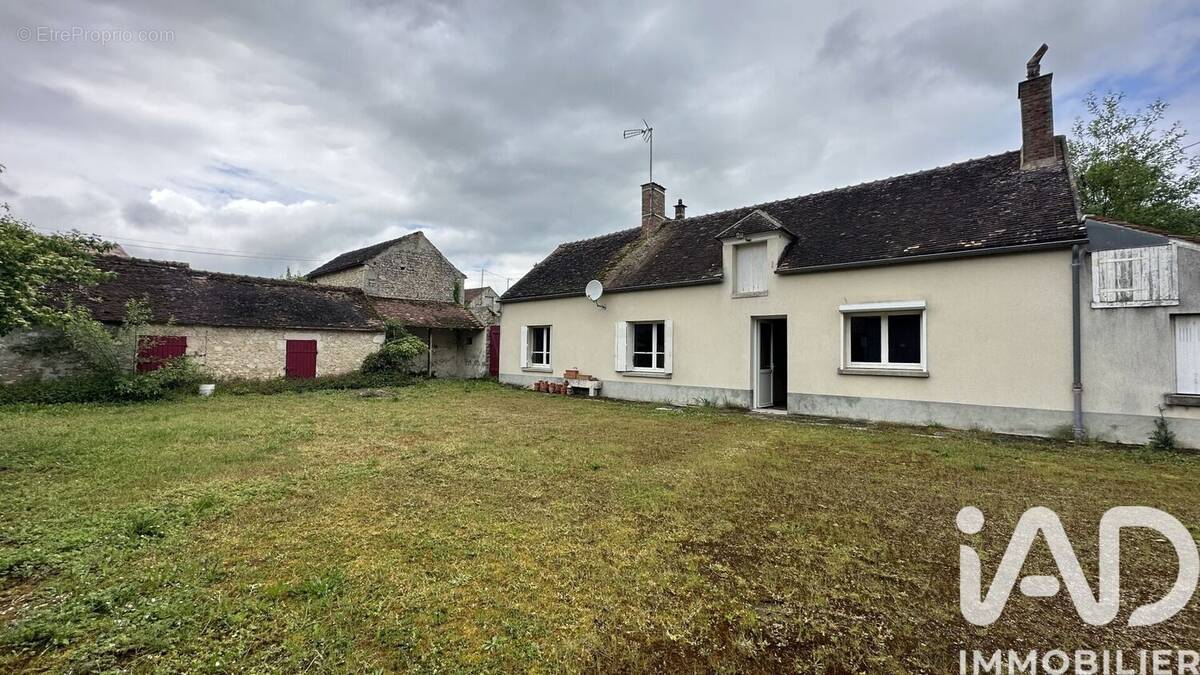 Photo 1 - Maison à CHATEAU-LANDON