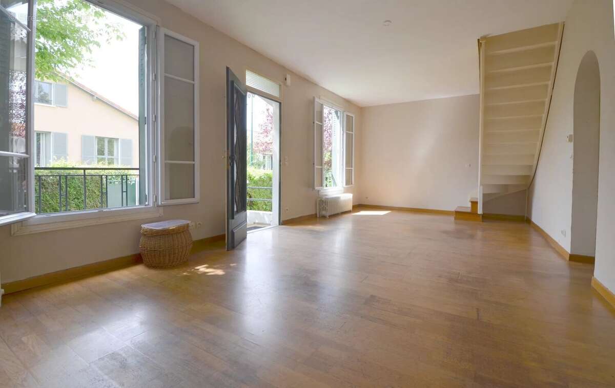 Maison à CROISSY-SUR-SEINE
