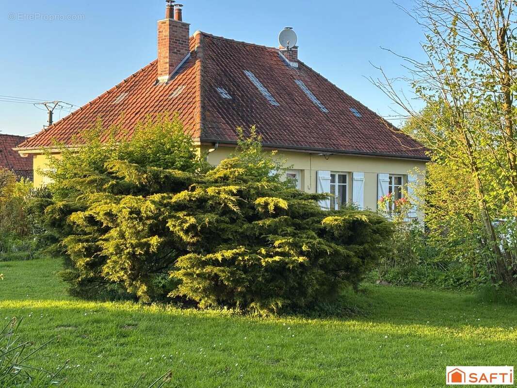 Maison 81 m² à Monchy-Cayeux  - photo 2