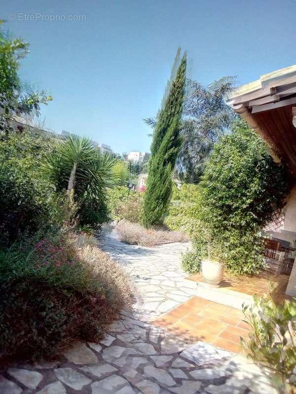 Maison à SAINT-RAPHAEL