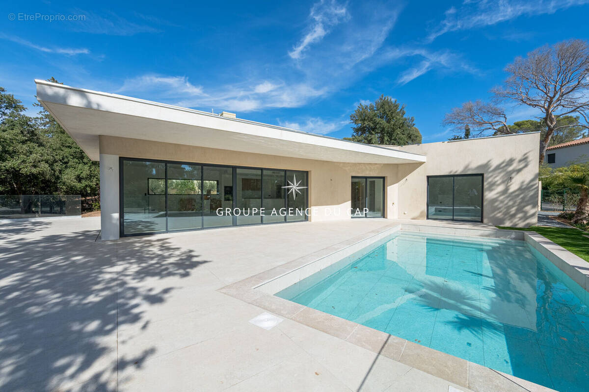 Maison à SAINT-RAPHAEL