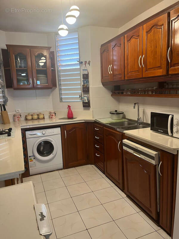 Maison à PETIT-BOURG