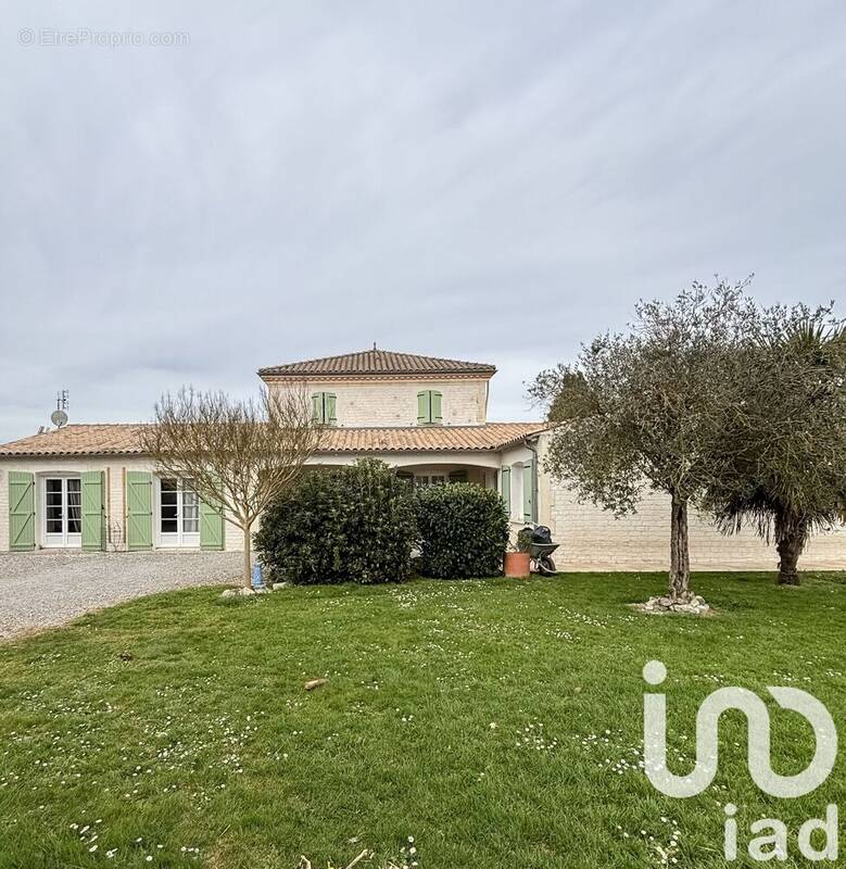 Photo 1 - Maison à JONZAC