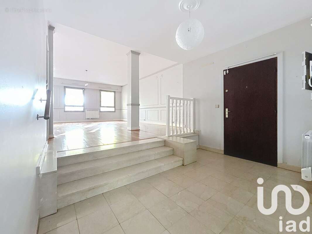 Photo 4 - Appartement à VERSAILLES