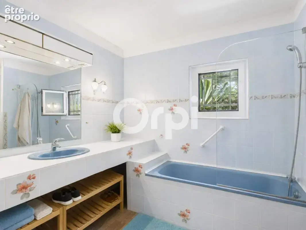 Piscine -calme -garage -plain pied -environnement - photo 13