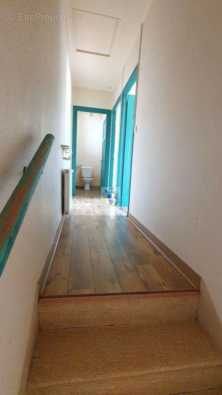 Angiulême, maison T3, à raffraichir - photo 15