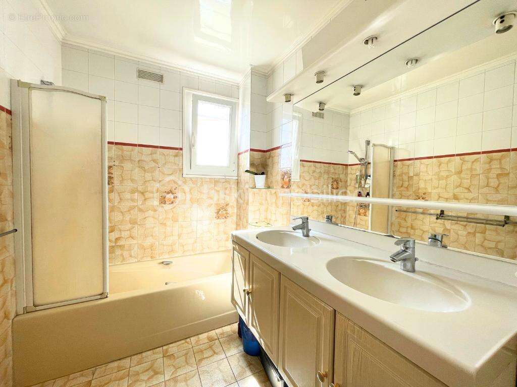 Maison à TREMBLAY-EN-FRANCE