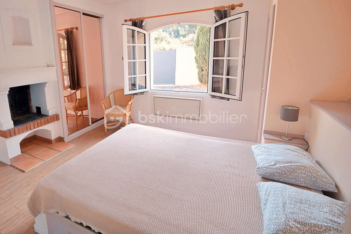 Maison à THEZAN-DES-CORBIERES