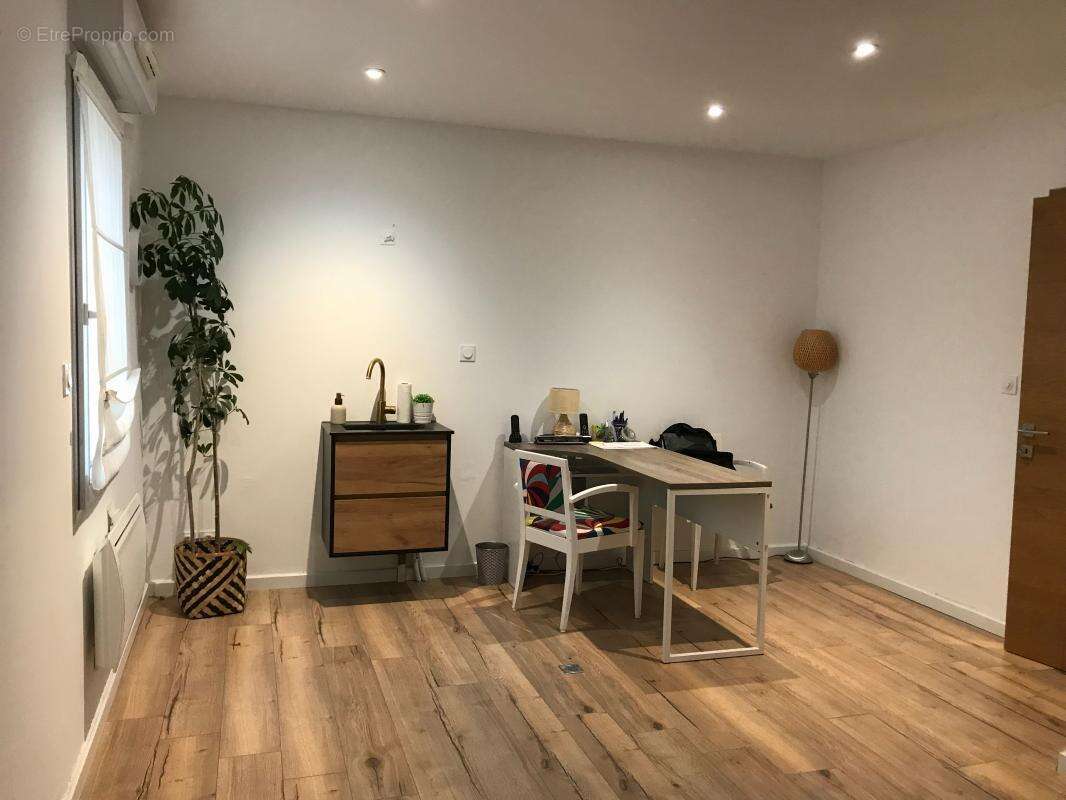 Appartement à NYONS