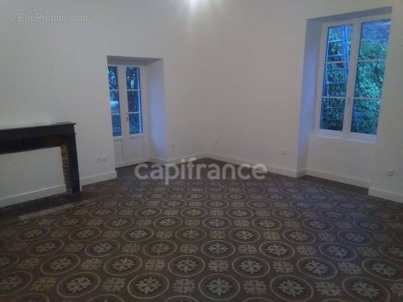 Appartement à CORBIGNY