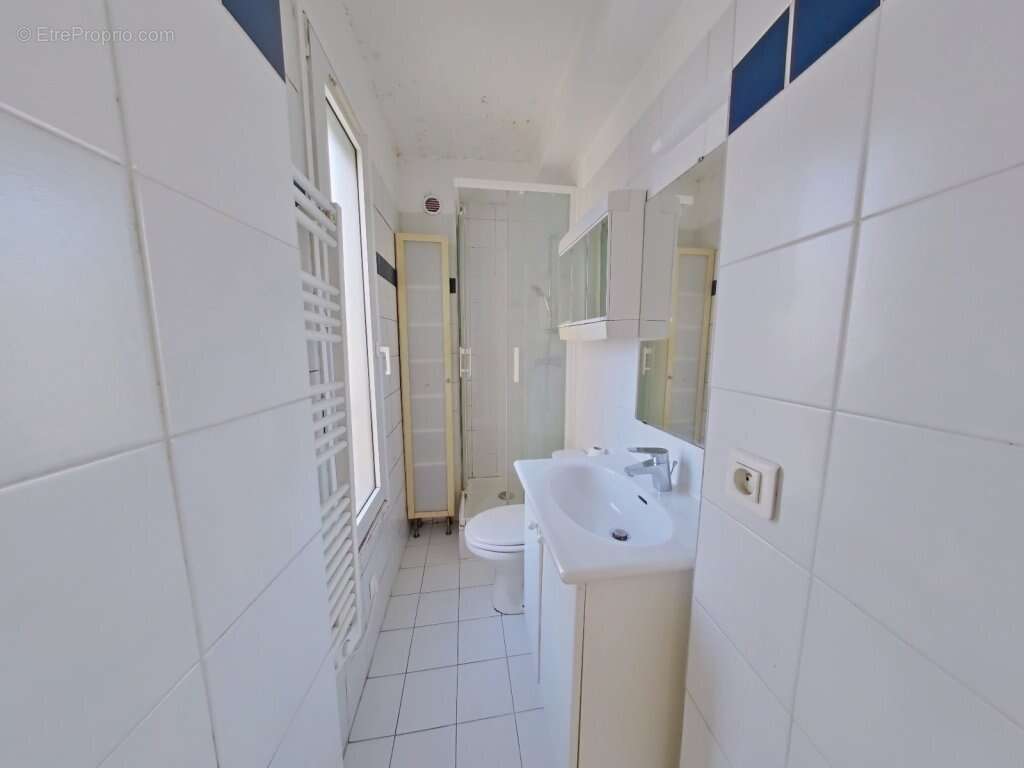 Appartement à PARIS-20E