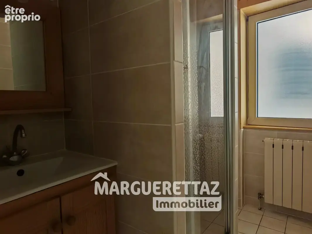 Appartement T4 de 67,7 m² avec balcon – 2ème étage – À rafraîchir - photo 4