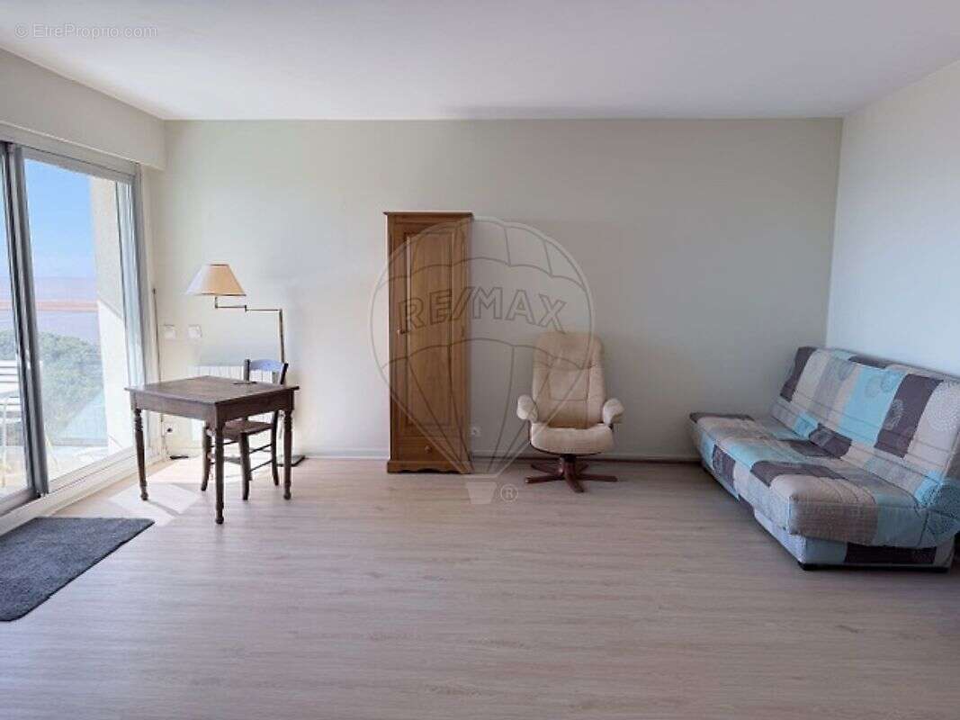 Appartement à VAUX-SUR-MER