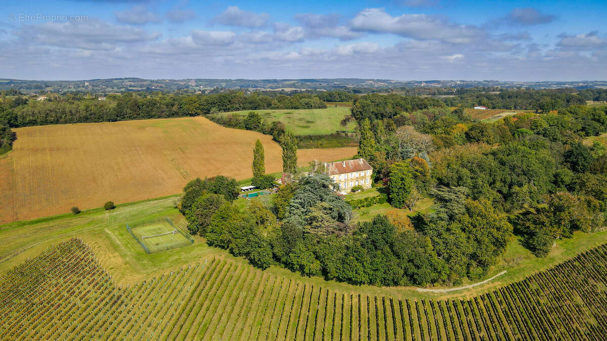 Maison à AIGNAN