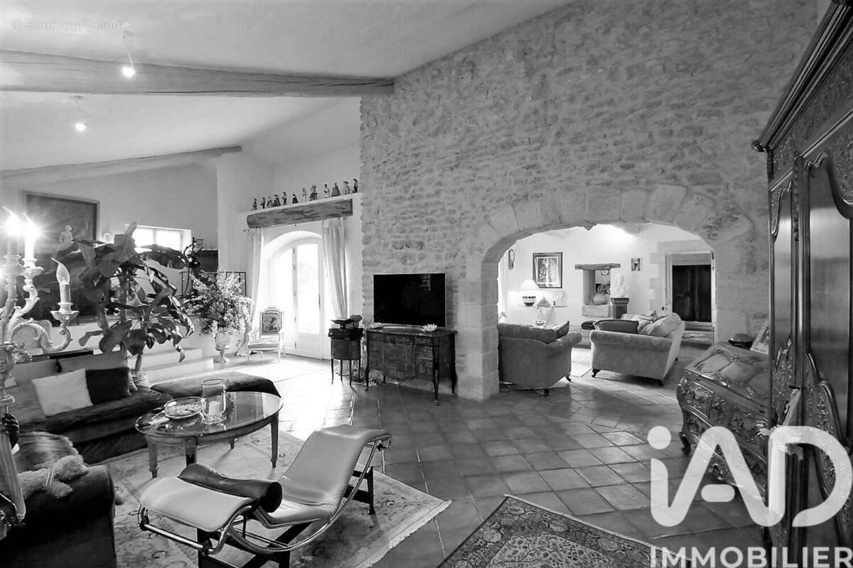 Photo 2 - Maison à L'ISLE-SUR-LA-SORGUE