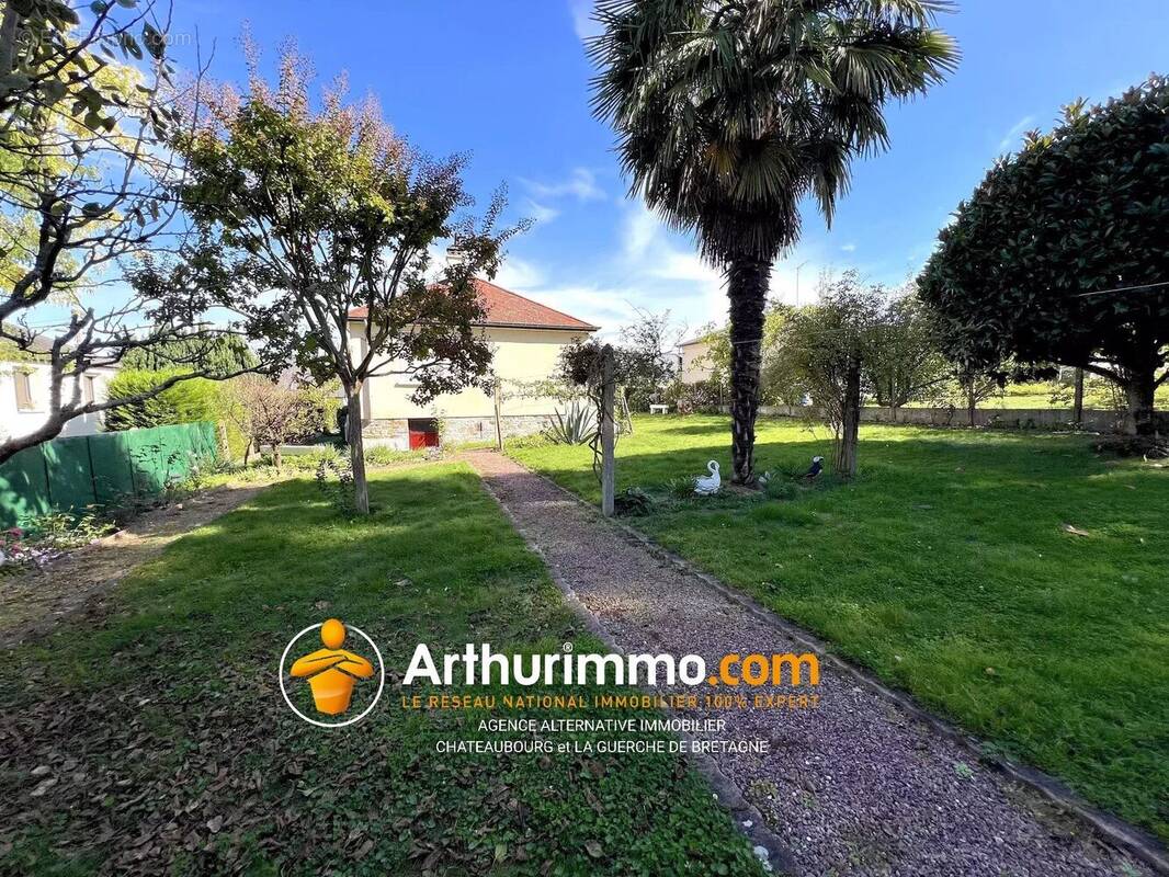 Maison à CHATEAUBOURG