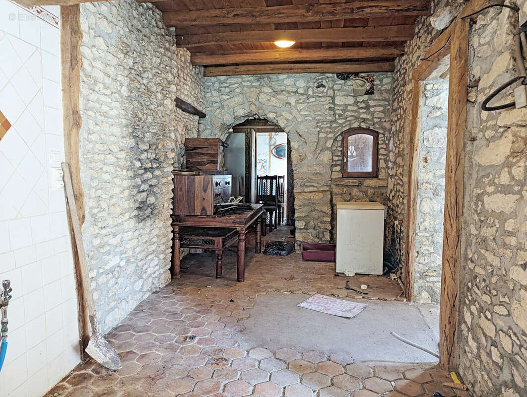 Maison à CORQUILLEROY