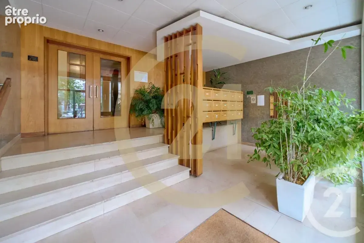 Appartement 107 m² à Lyon-8e  - photo 12