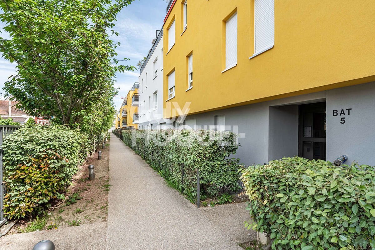 Appartement à GENNEVILLIERS