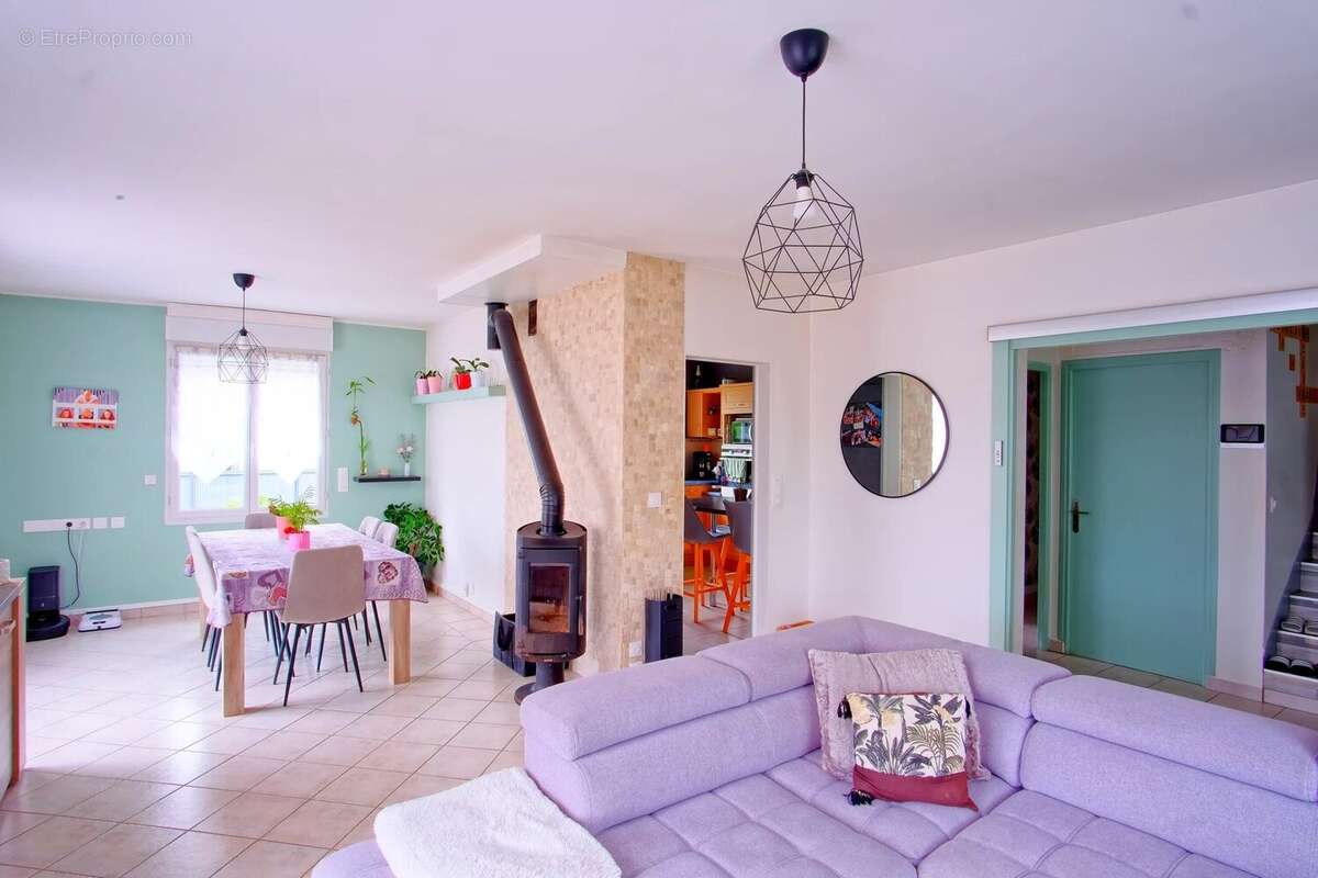 Maison à BASLY