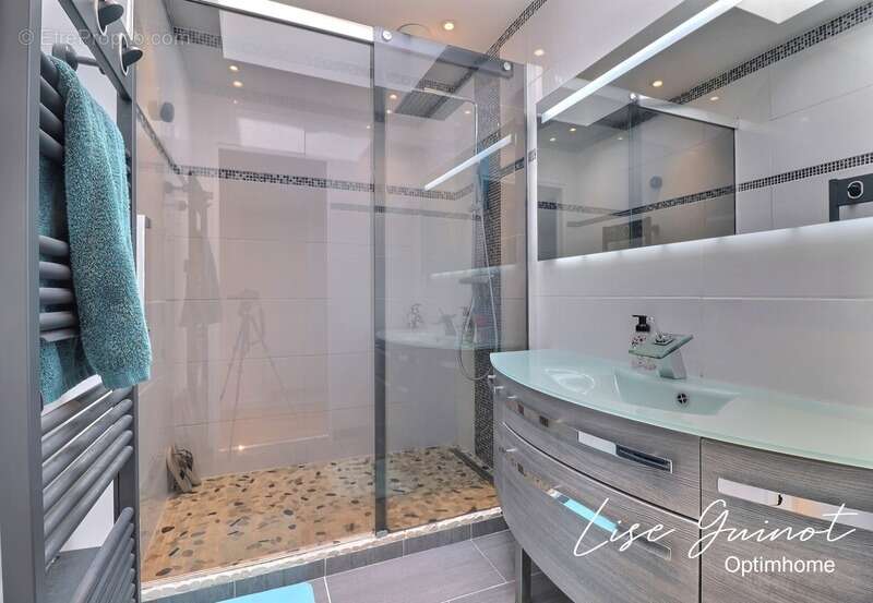 Maison à AULNAY-SUR-MAULDRE