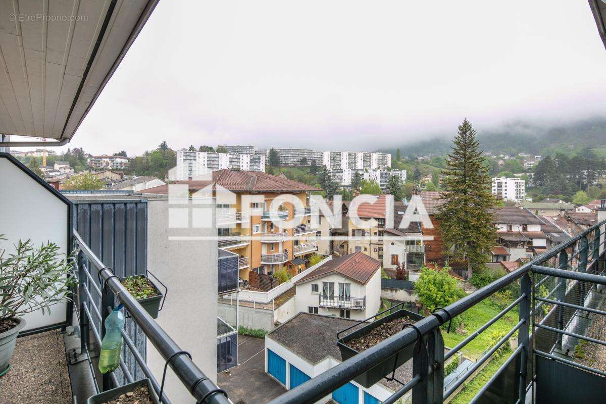 Appartement à VOIRON