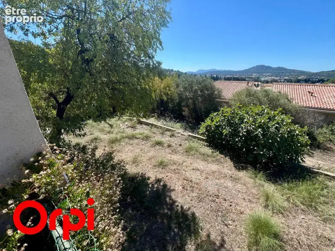 Maison 120 m² à vendre  sur 1500 m² de terrain avec vue dégagée à Ollioules (83190) - photo 9