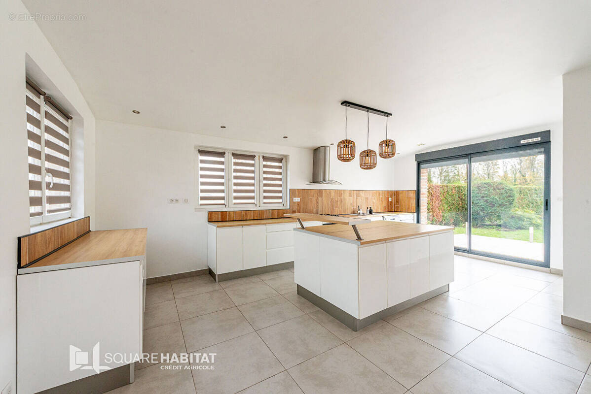 Maison à FLINES-LES-MORTAGNE