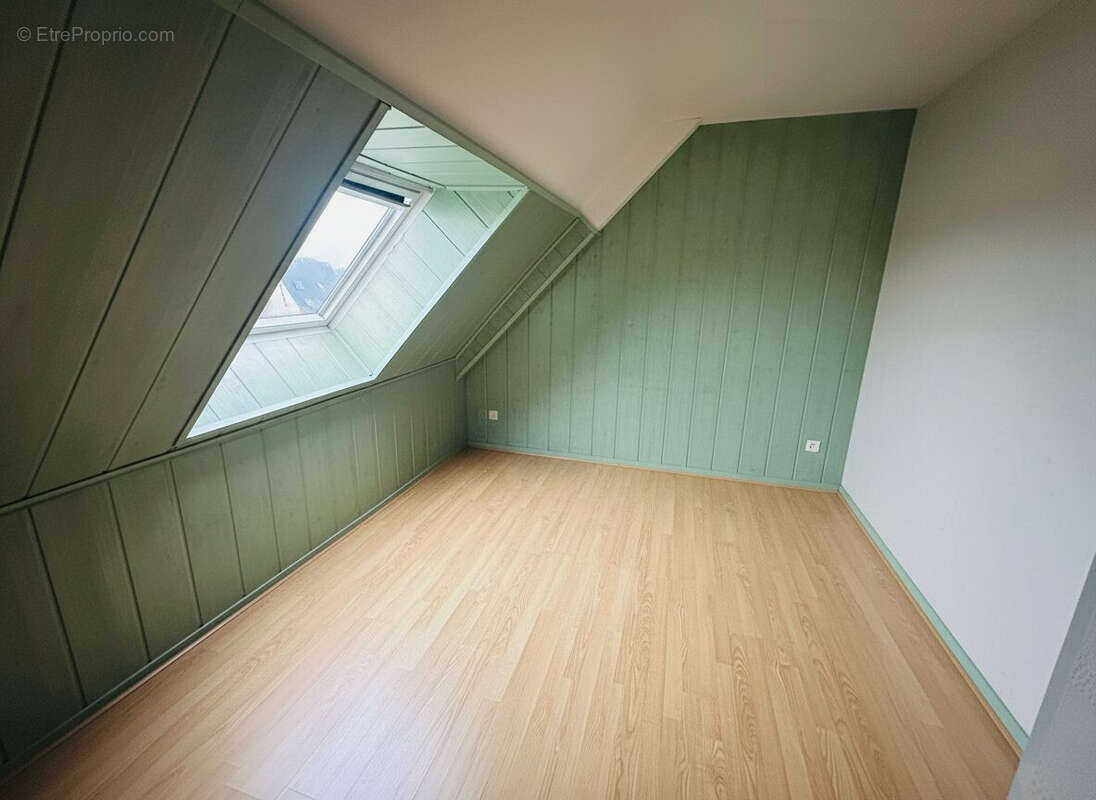 Chambre - Maison à GEVEZE