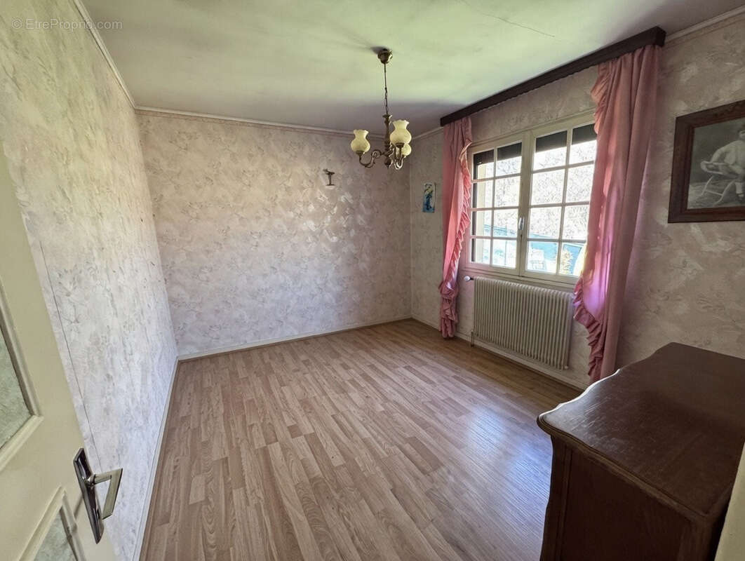 Maison à FROIDECONCHE