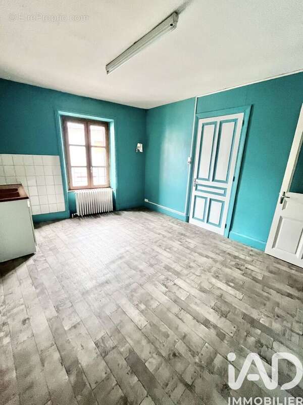 Photo 3
