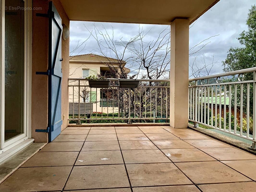 Appartement à MARSEILLE-9E