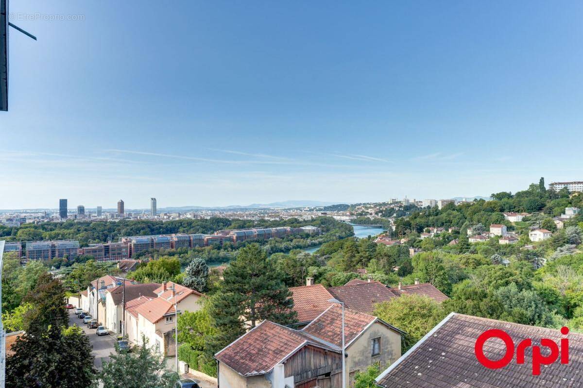 Appartement à CALUIRE-ET-CUIRE