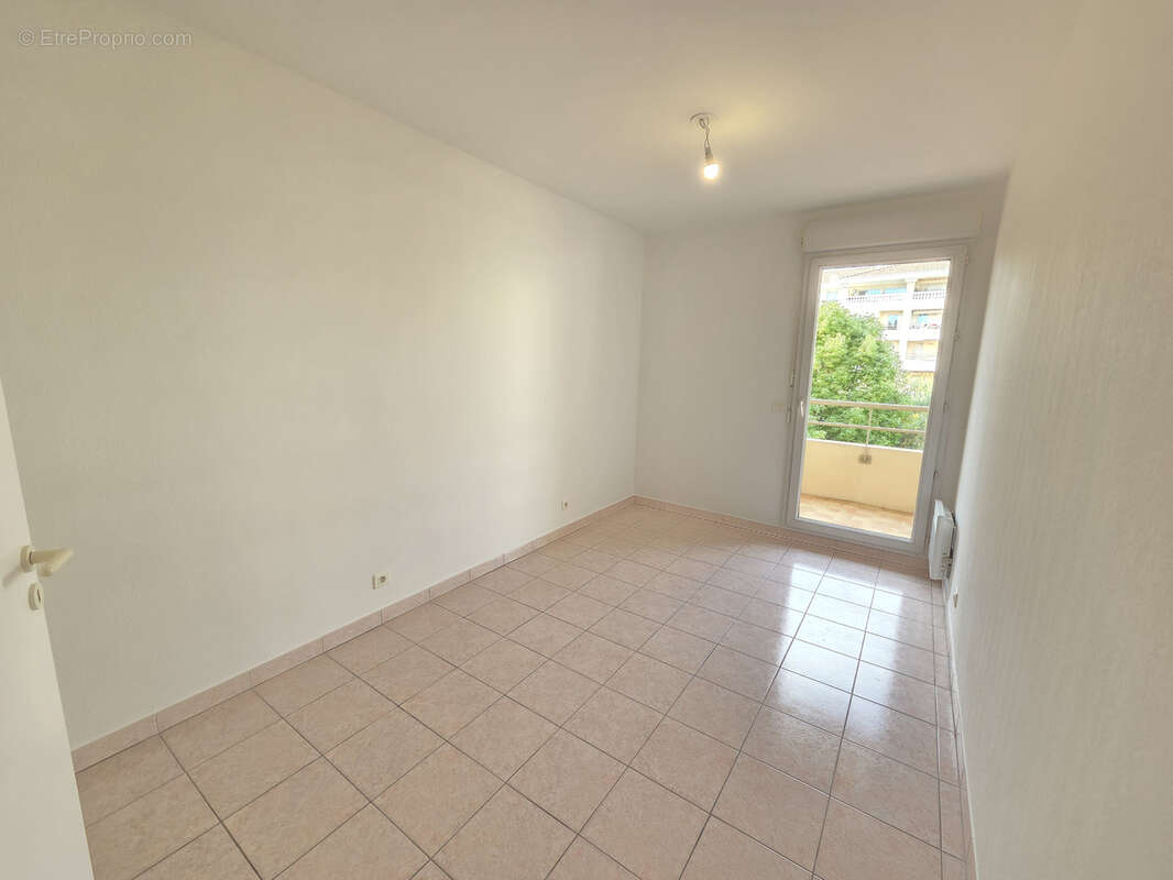 Appartement à HYERES