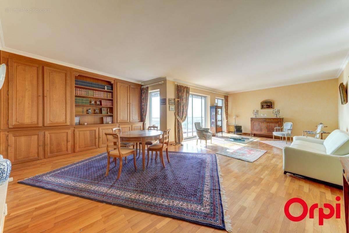 Appartement T4 à Vendre Caluire 136 m2 - photo 3