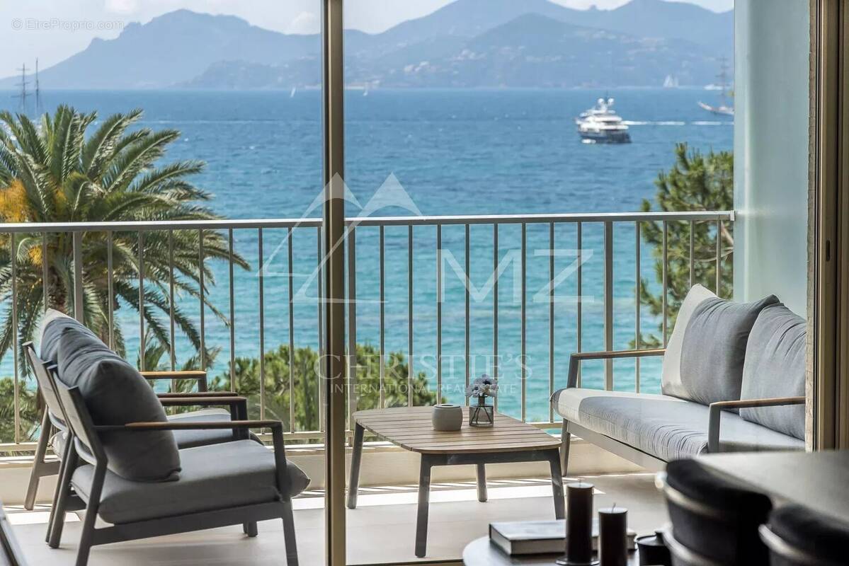 Appartement à CANNES