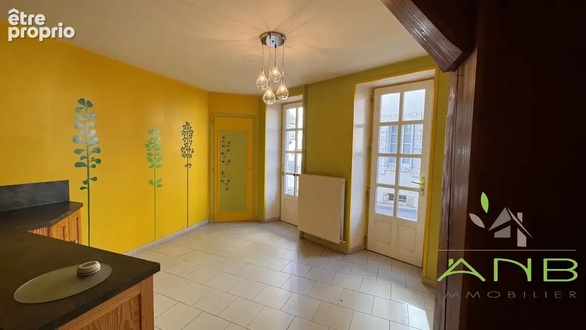 Maison 8 pièces 181 m² à vendre à Exideuil (16150) - photo 2