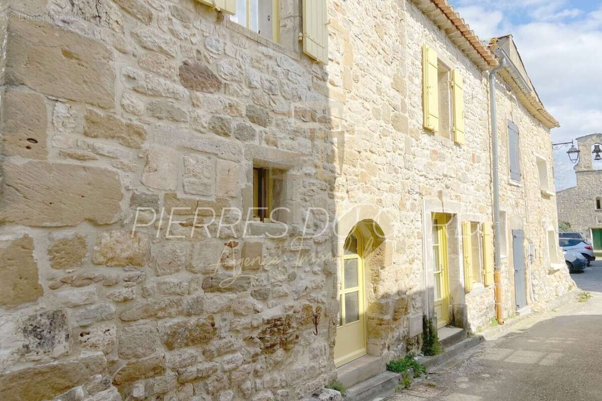 Maison à GARRIGUES-SAINTE-EULALIE