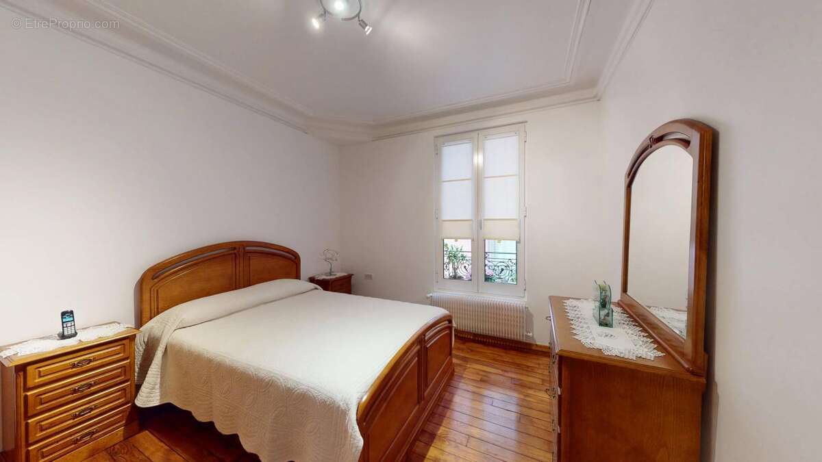 Appartement à ASNIERES-SUR-SEINE