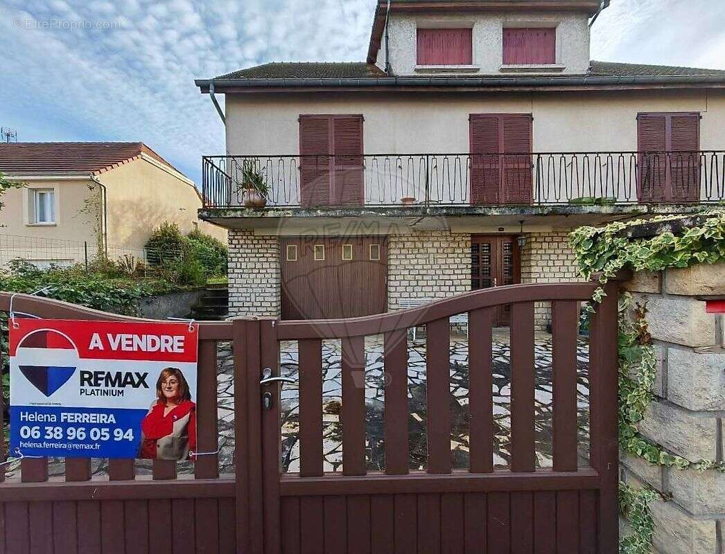 Maison à PREMERY