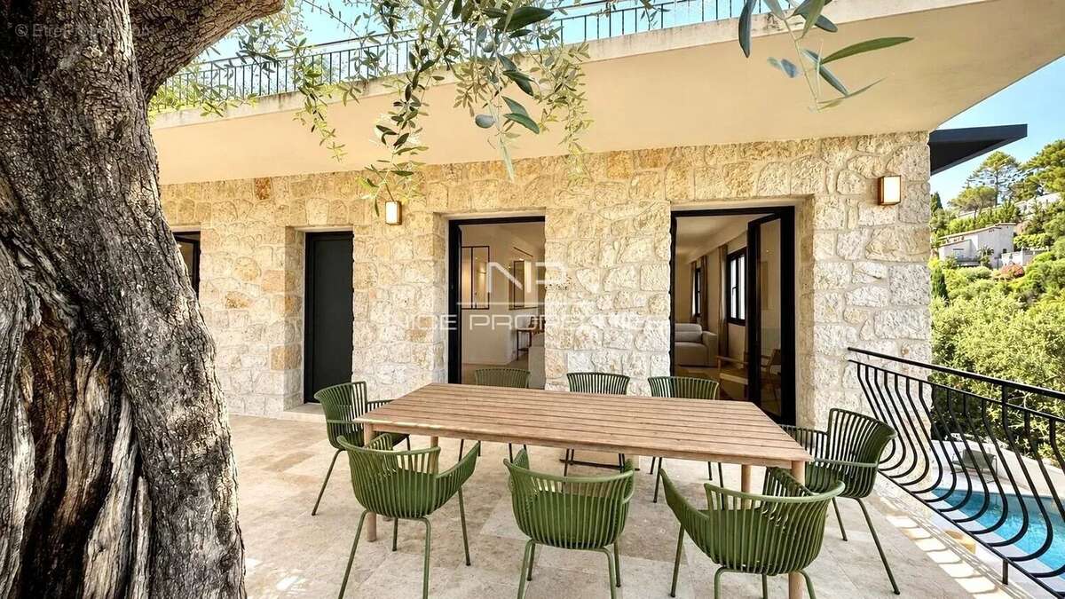 Nice Gairaut,  belle villa niçoise rénovée, piscine et garages - photo 18