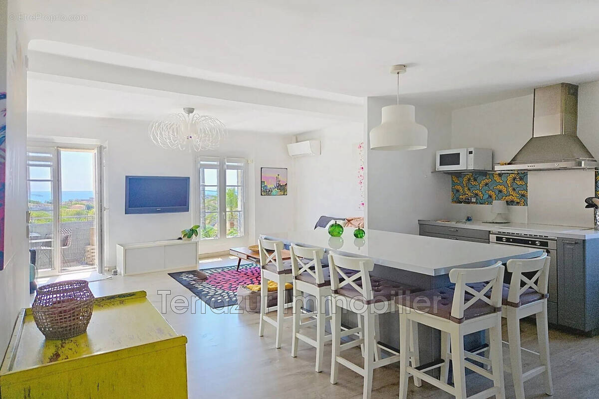 Appartement 103 m² à Vallauris  - photo 2