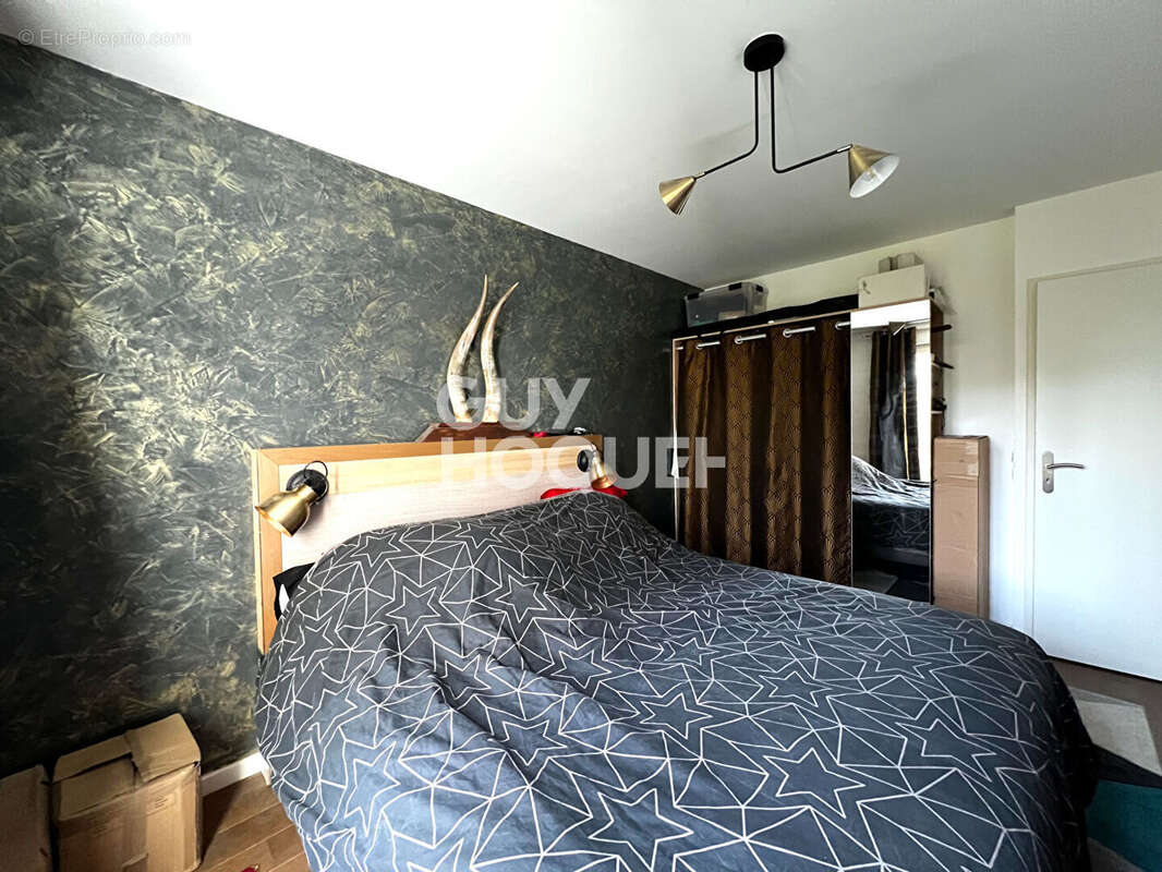 Appartement à OZOIR-LA-FERRIERE