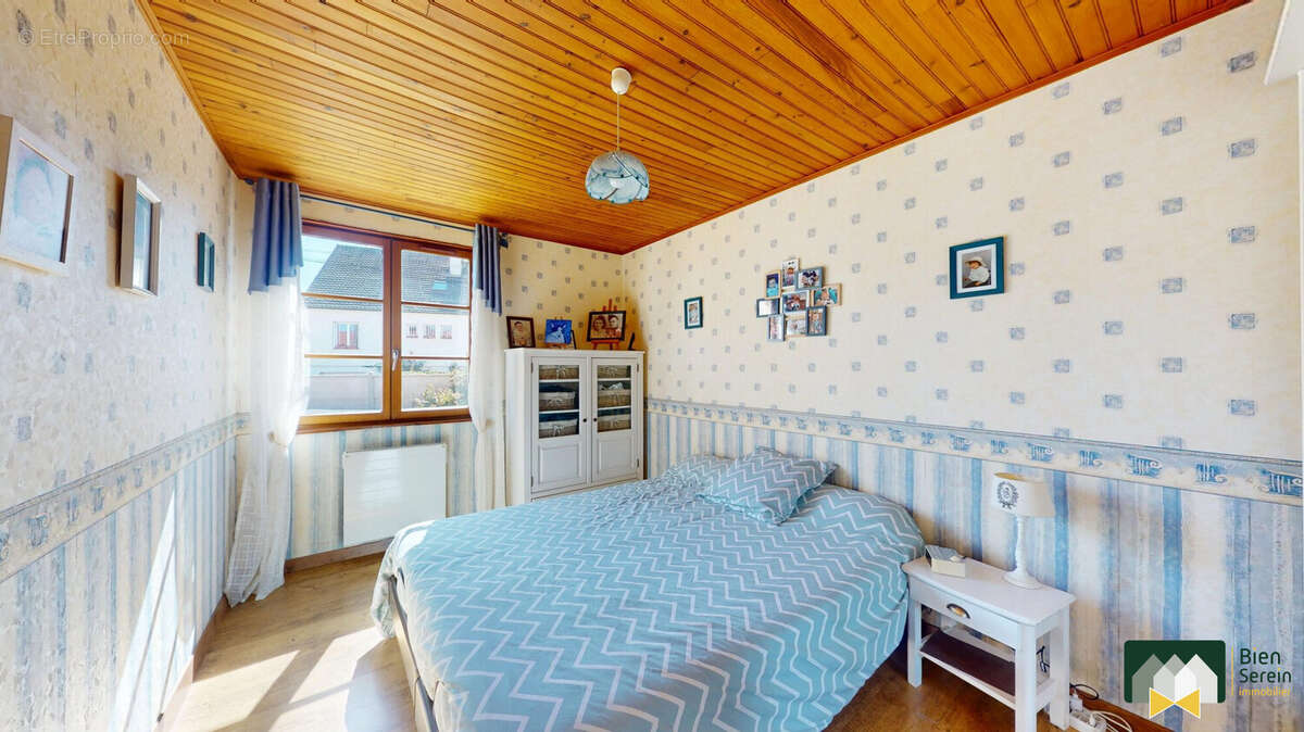 Chambre 1 - rdc - Maison à SAINT-AUBIN-DES-BOIS