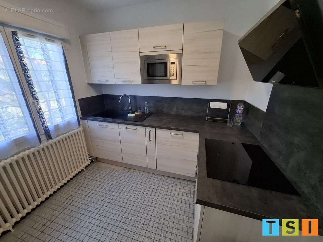 Maison à MONTREJEAU